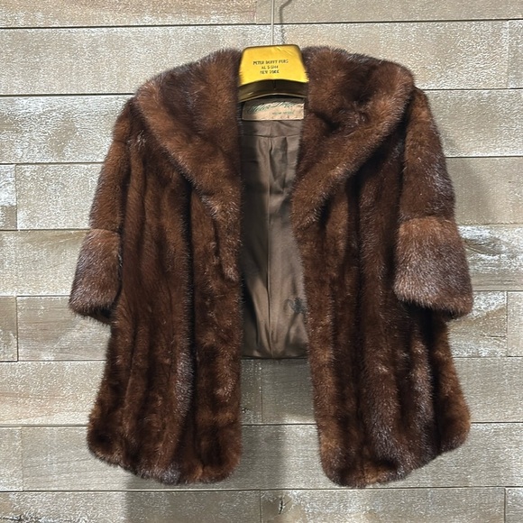 Peter Duffy Fur shoulder cape - Picture 1 of 9